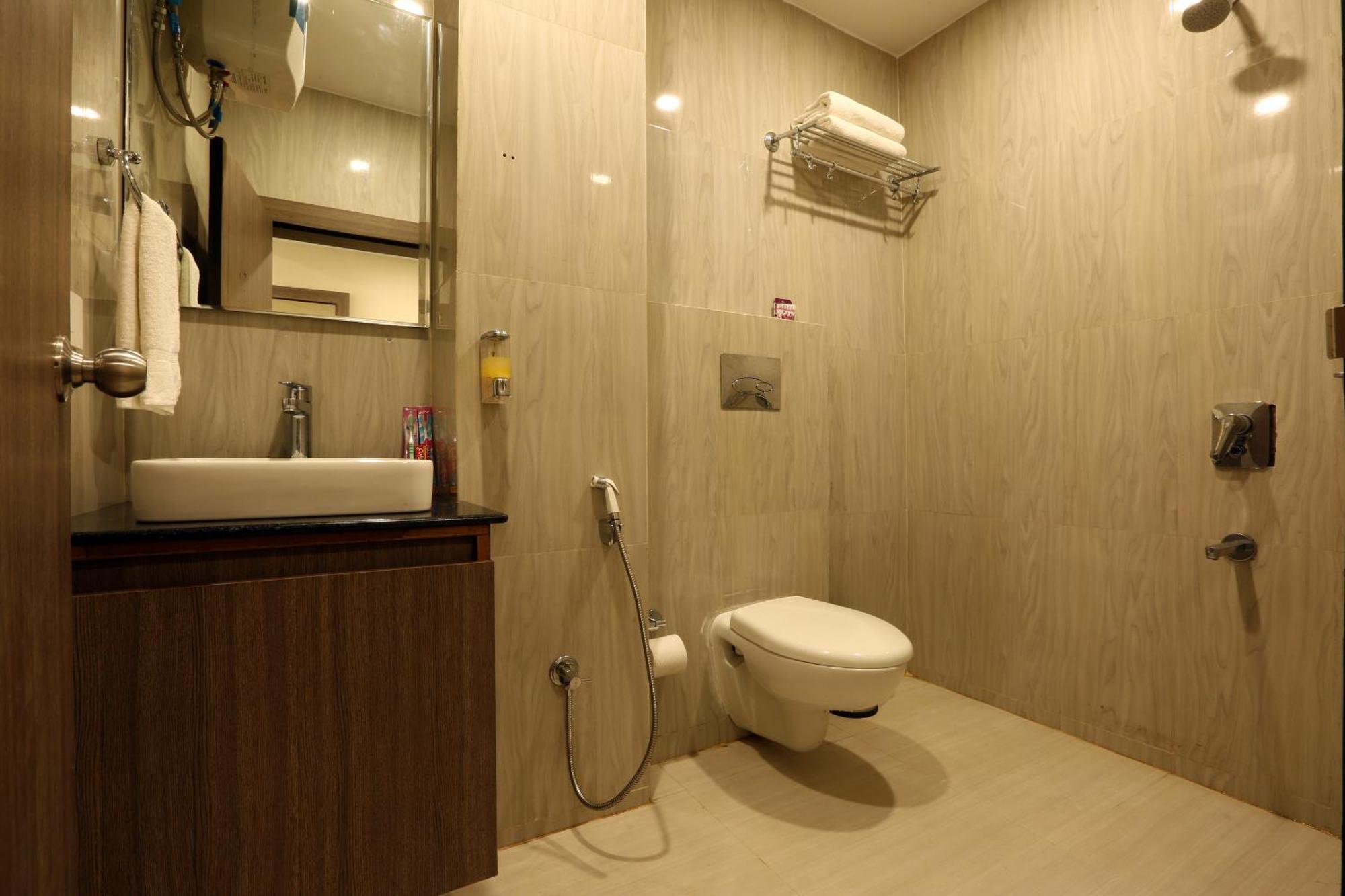 Hotel Aerostay Residency Igi Airport Delhi Neu-Delhi Exterior foto