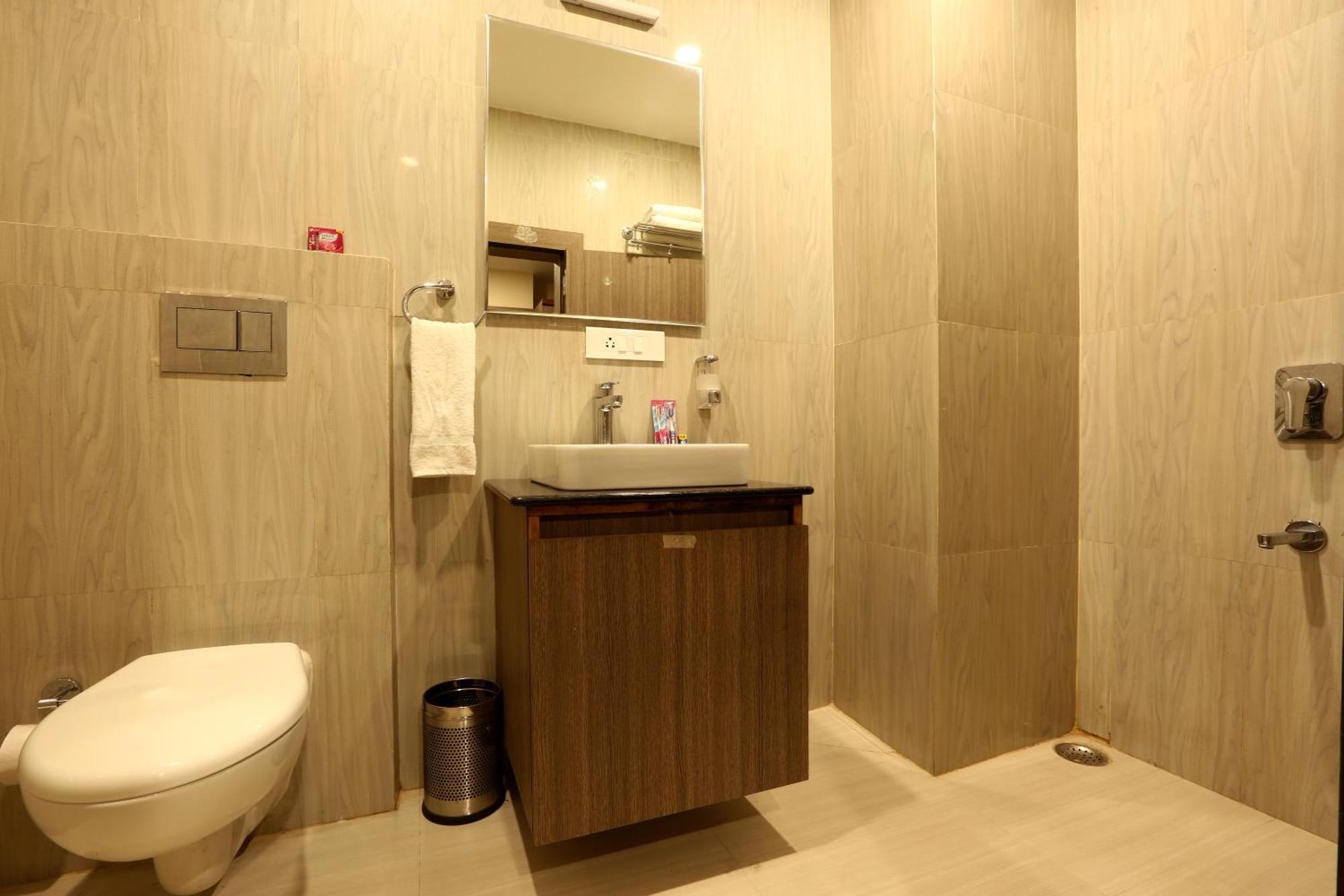 Hotel Aerostay Residency Igi Airport Delhi Neu-Delhi Exterior foto