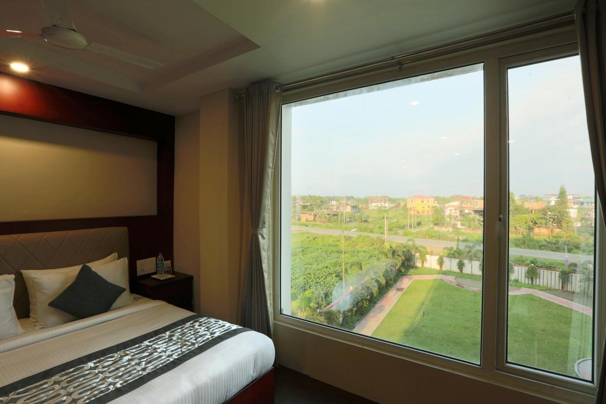 Hotel Aerostay Residency Igi Airport Delhi Neu-Delhi Exterior foto