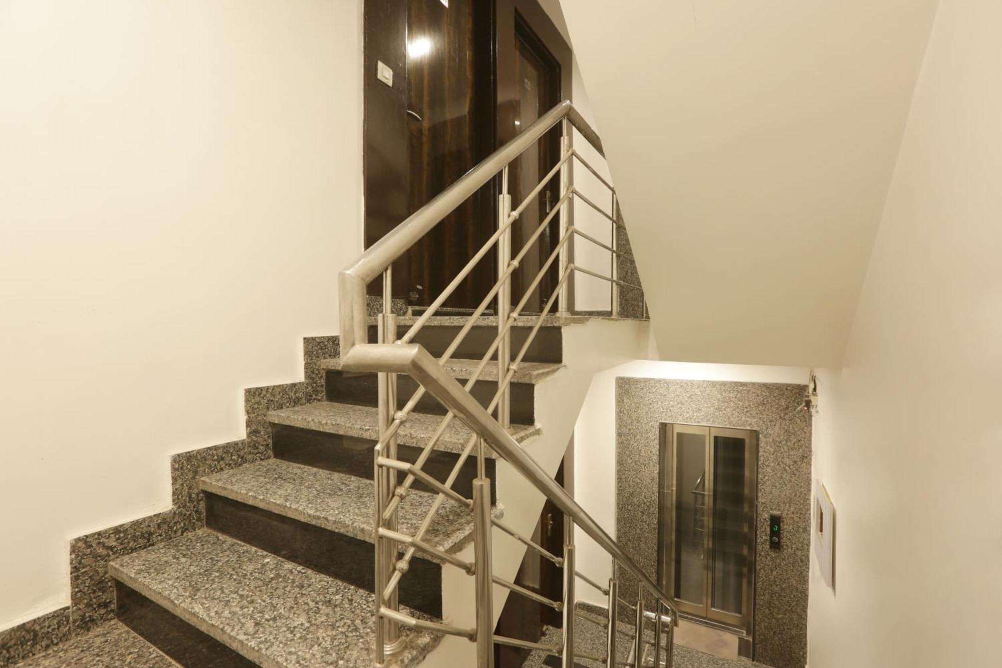 Hotel Aerostay Residency Igi Airport Delhi Neu-Delhi Exterior foto